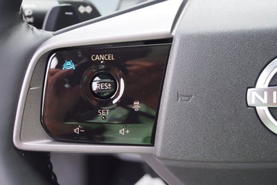 2026 Nissan LEAF PLATINUM+