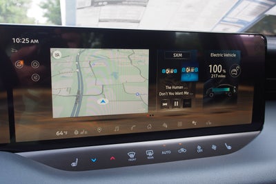 2026 Nissan LEAF PLATINUM+