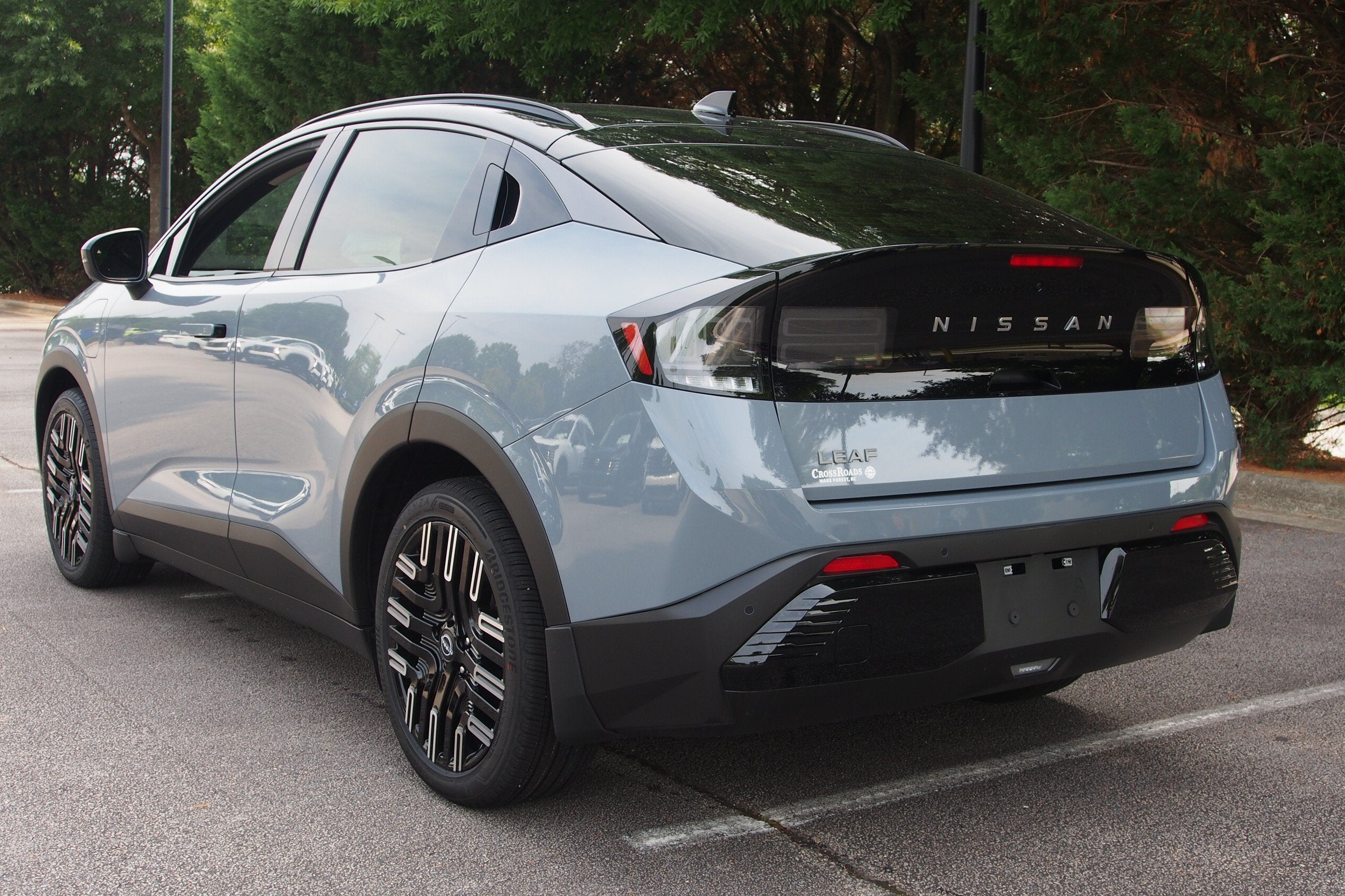 2026 Nissan LEAF PLATINUM+