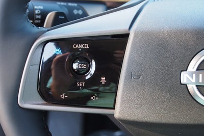 2026 Nissan LEAF PLATINUM+