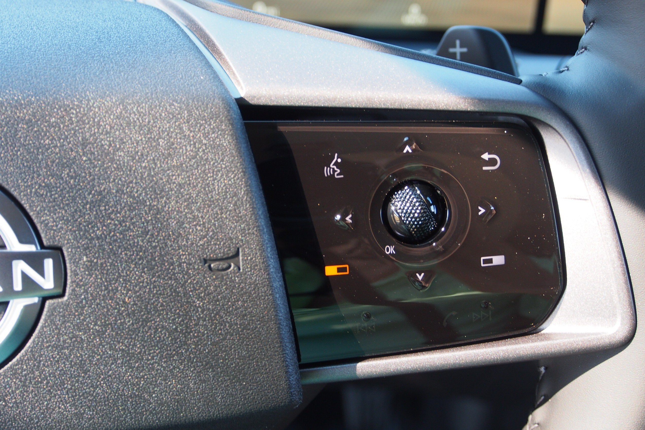 2026 Nissan LEAF PLATINUM+