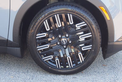 2026 Nissan LEAF PLATINUM+
