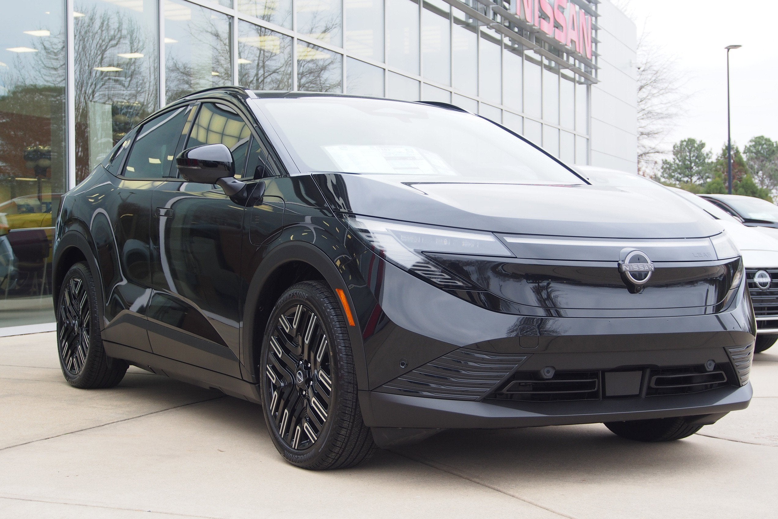 2026 Nissan LEAF PLATINUM+