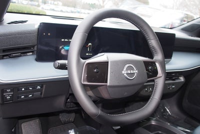 2026 Nissan LEAF PLATINUM+