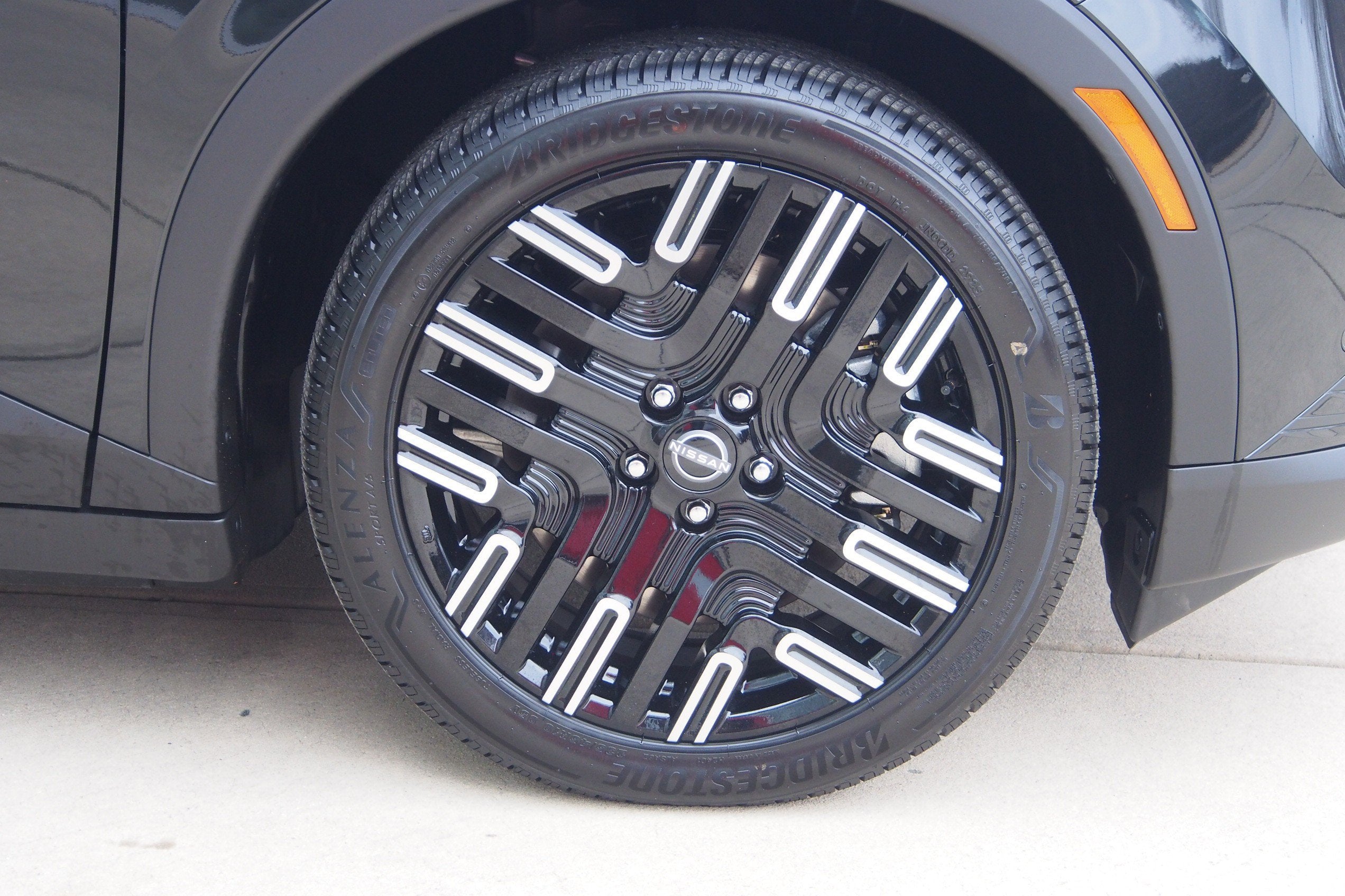 2026 Nissan LEAF PLATINUM+