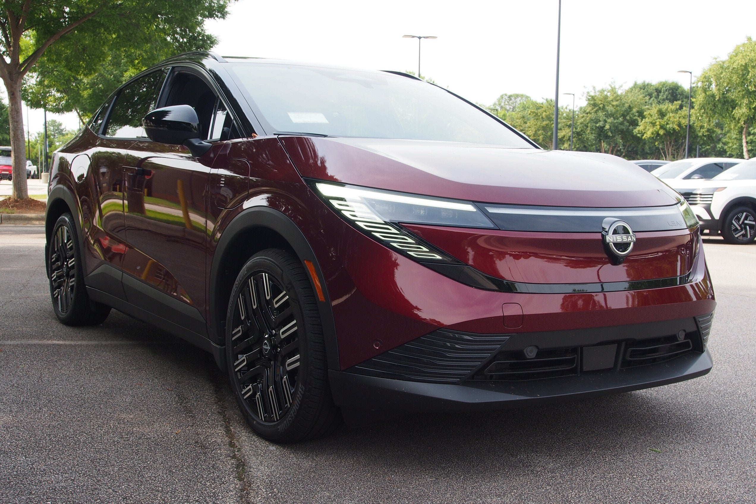 2026 Nissan LEAF PLATINUM+