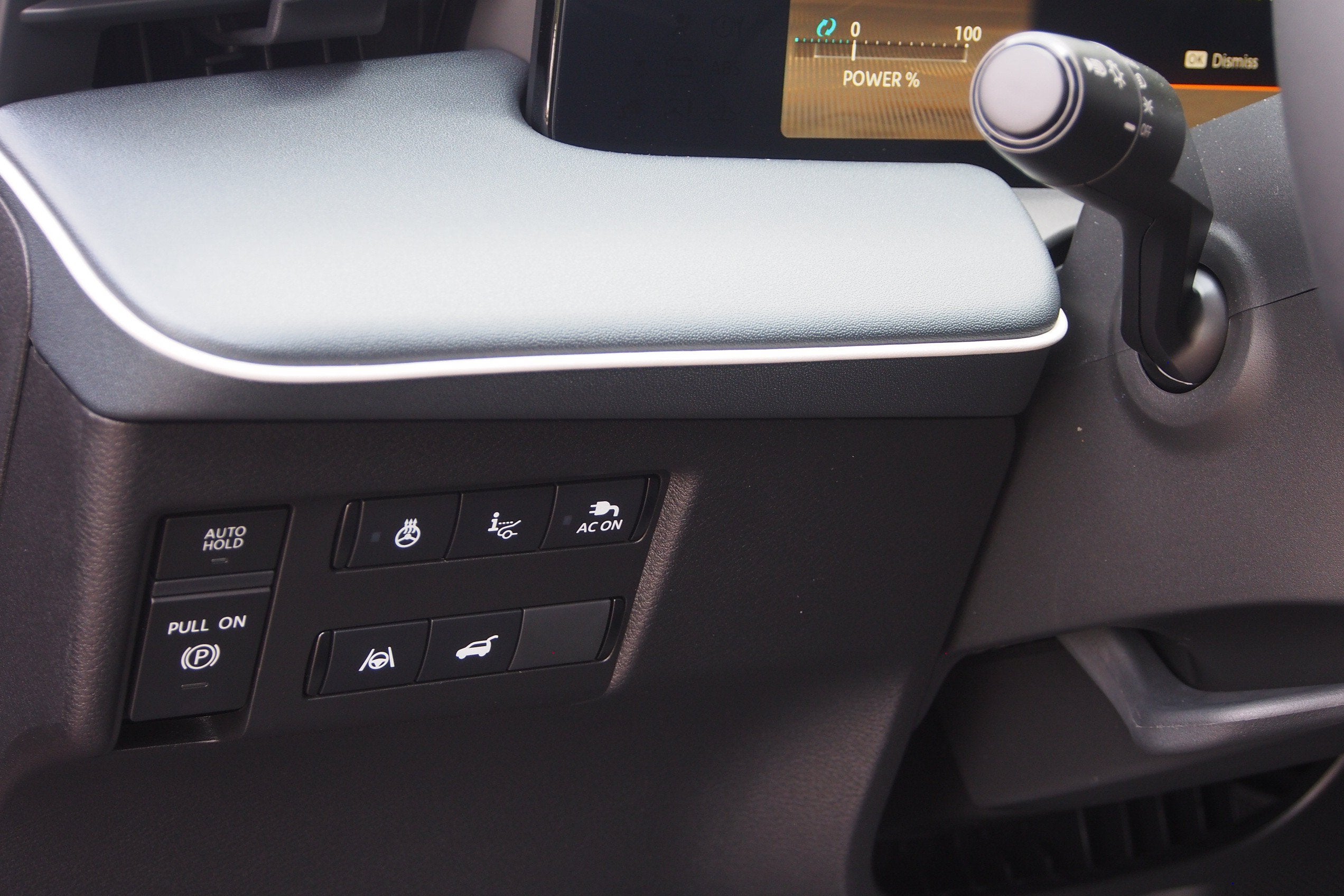 2026 Nissan LEAF PLATINUM+