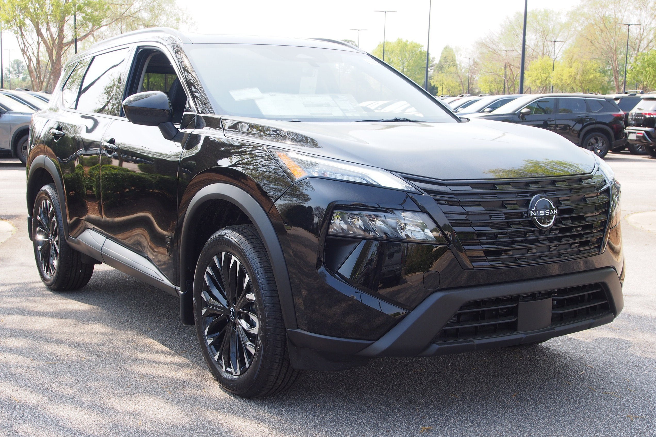 2026 Nissan Rogue Dark Armor