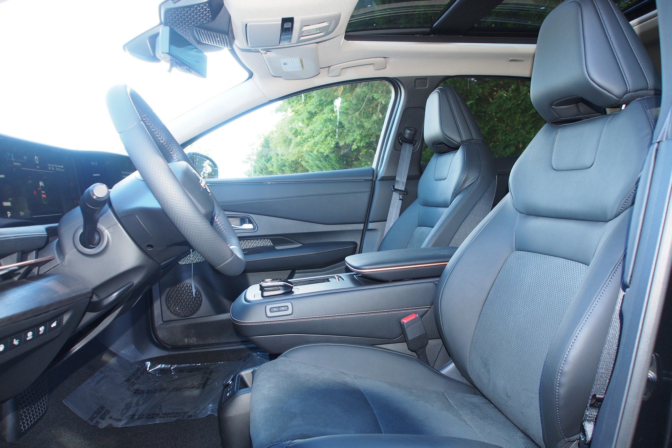 2025 Nissan ARIYA EVOLVE+