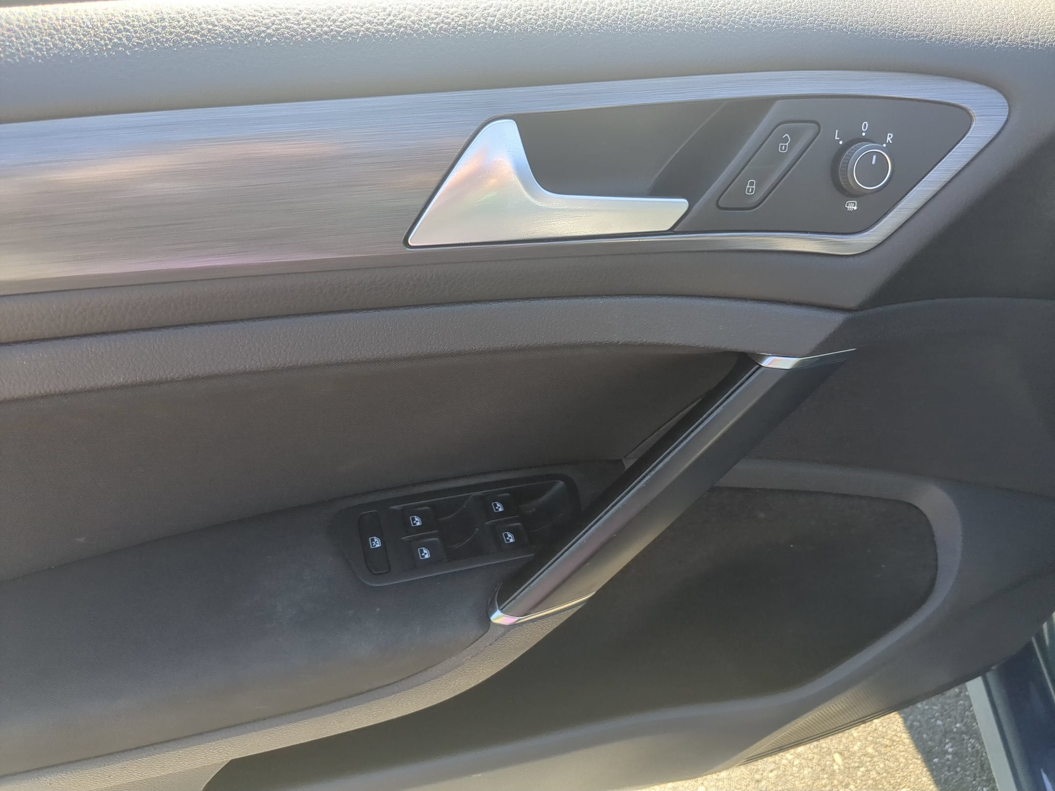 2019 Volkswagen Golf S