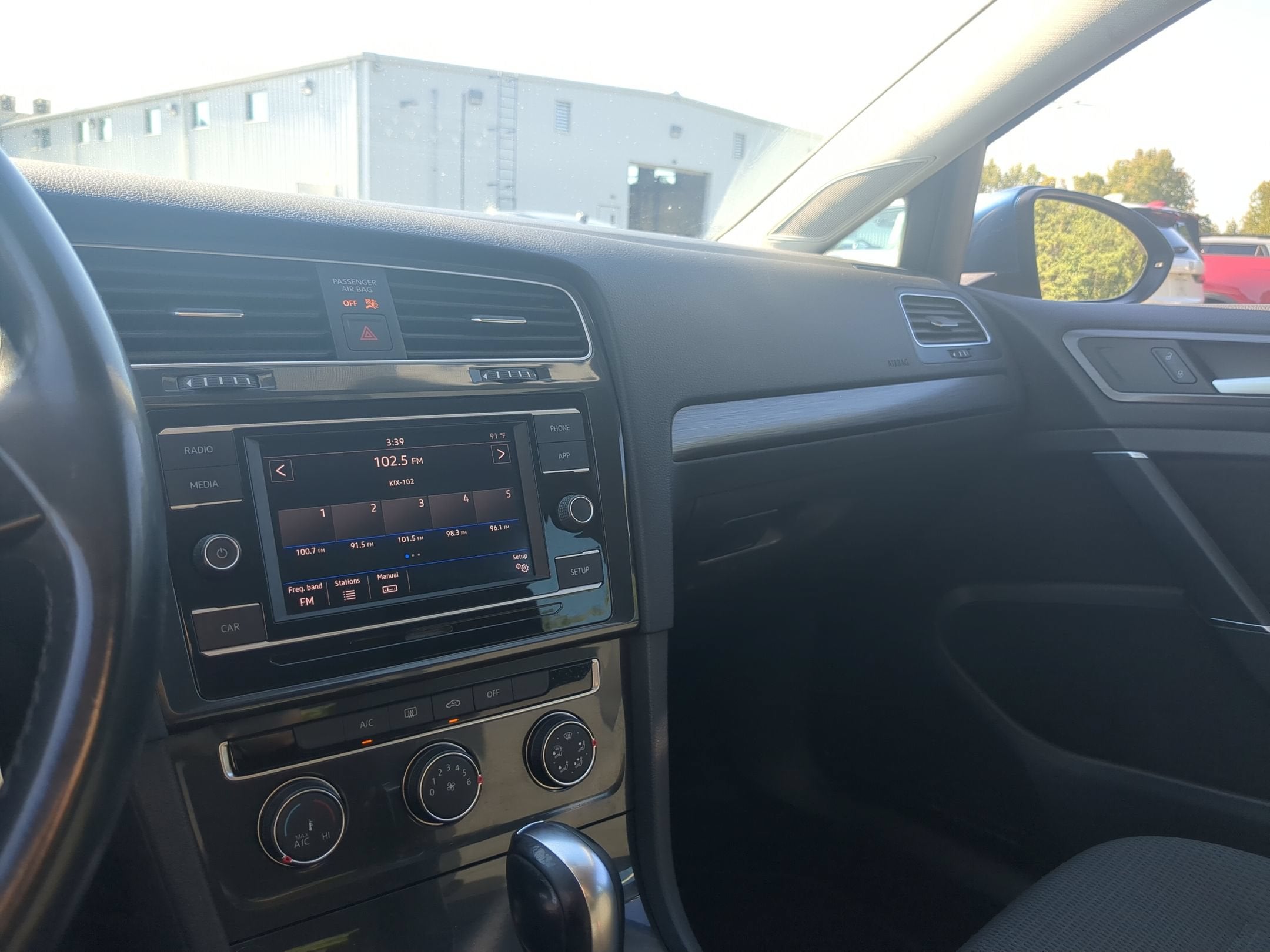 2019 Volkswagen Golf S