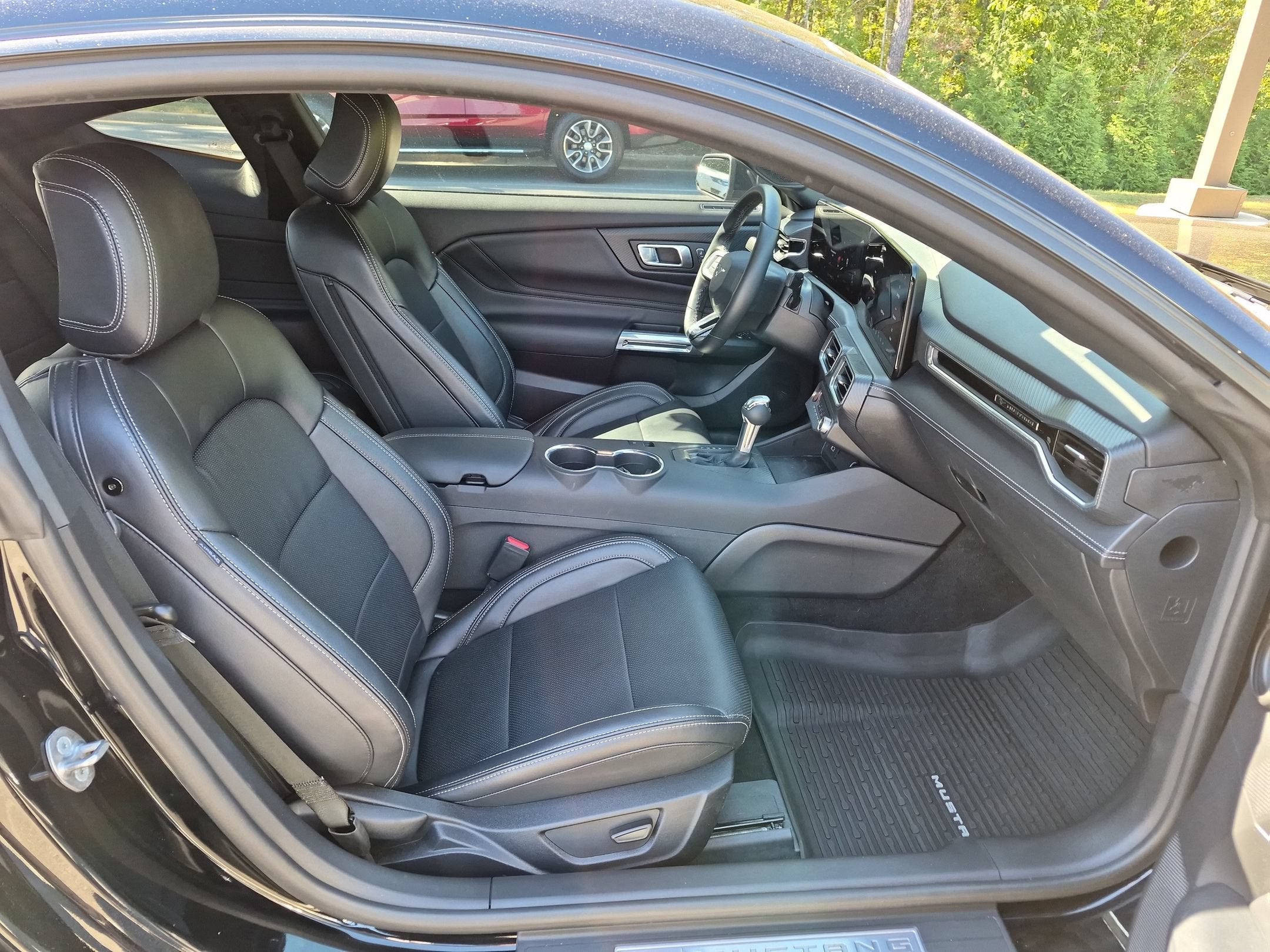 2025 Ford Mustang EcoBoost Premium