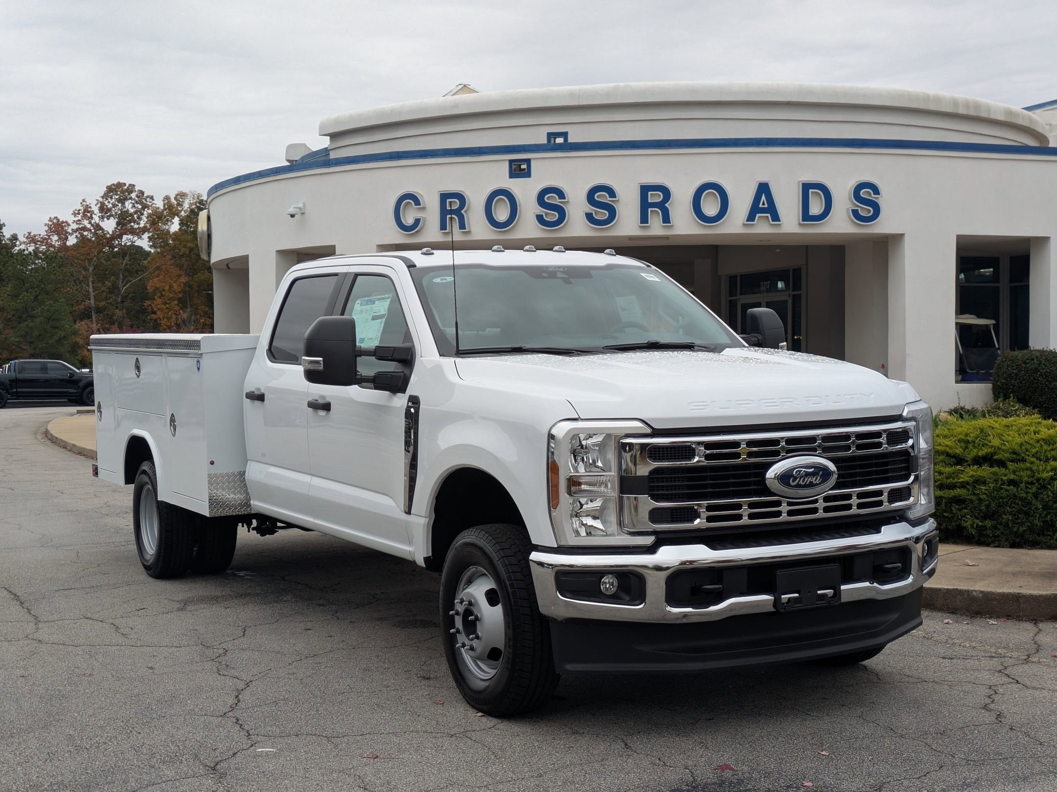 2026 Ford Super Duty F-350 DRW XL