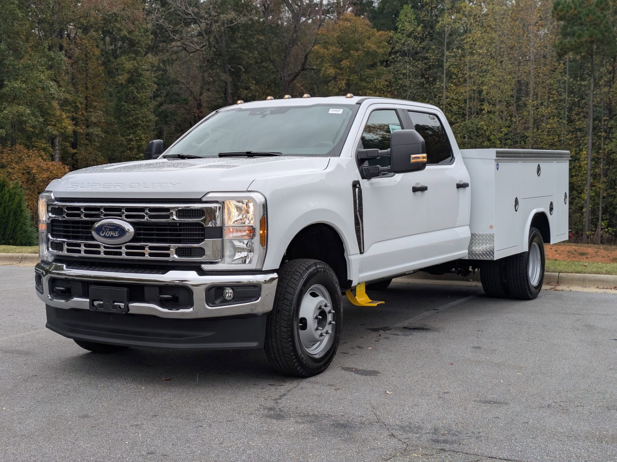 2026 Ford Super Duty F-350 DRW XL