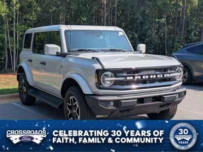 2026 Ford Bronco Outer Banks
