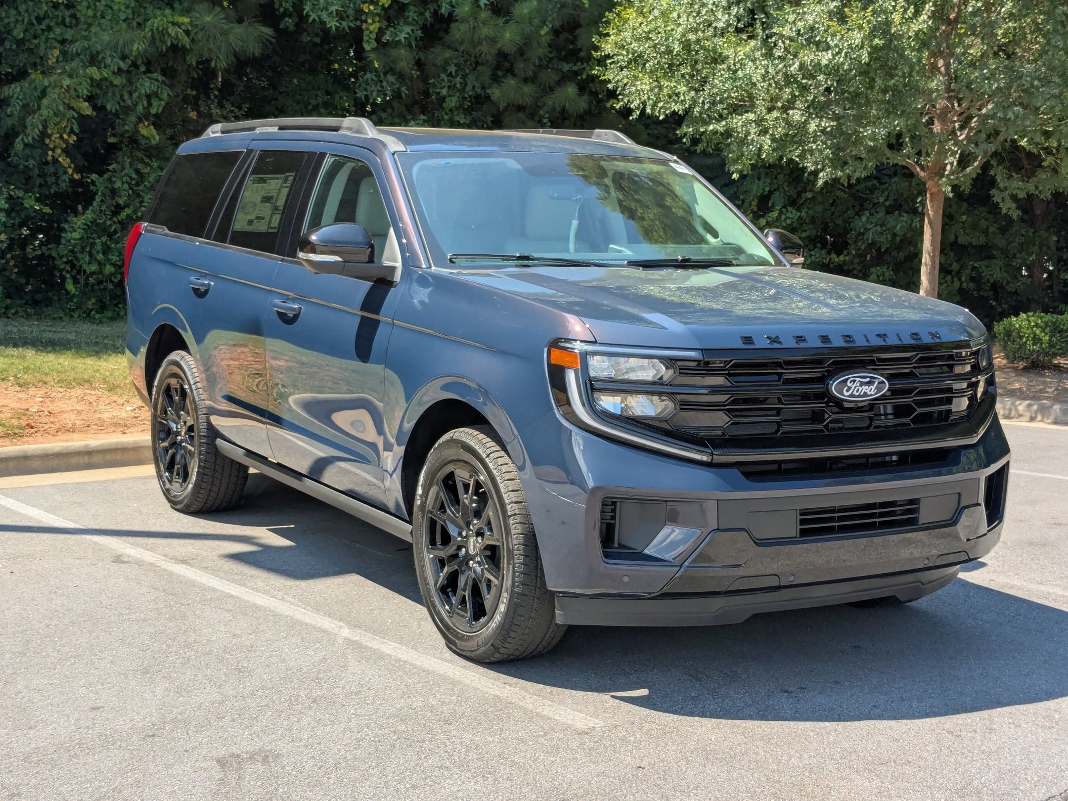 2027 Ford Expedition Platinum
