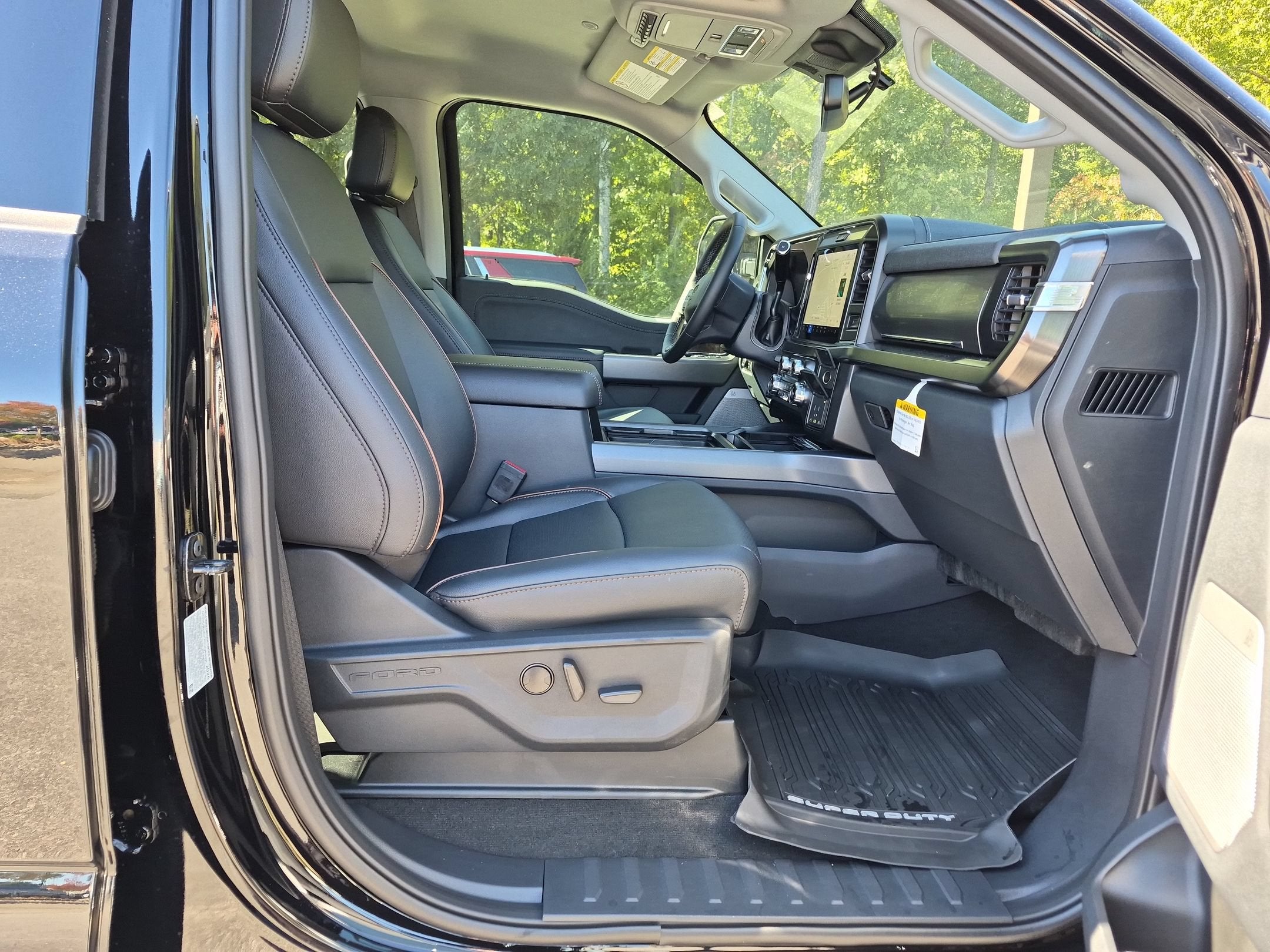 2027 Ford Super Duty F-250 SRW LARIAT