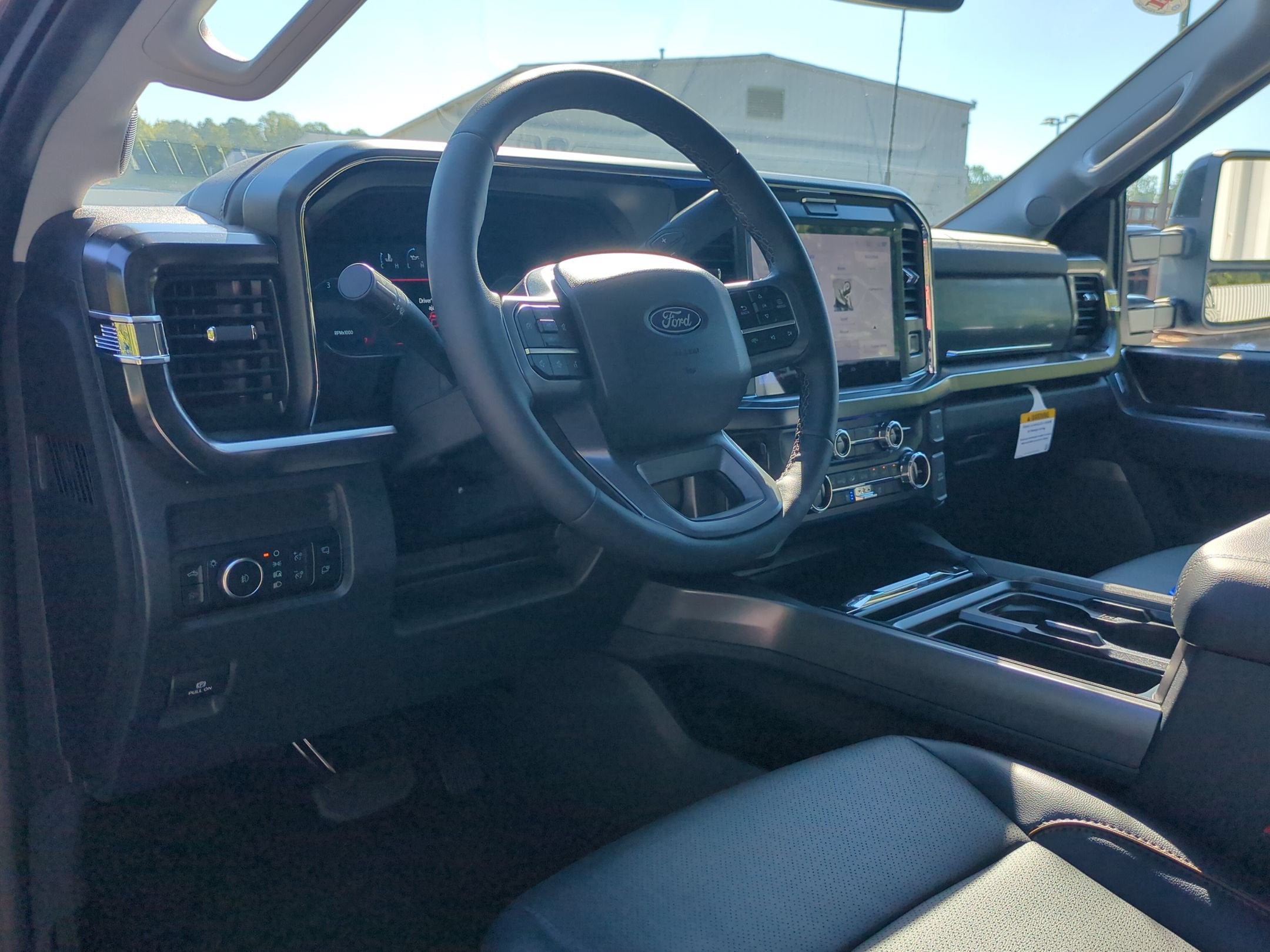 2027 Ford Super Duty F-250 SRW LARIAT
