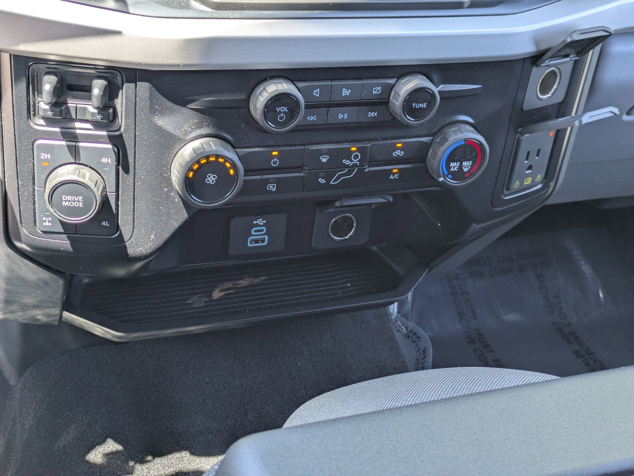 2024 Ford Super Duty F-250 SRW XL