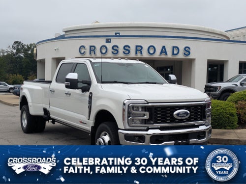 2026 Ford Super Duty F-350 DRW LARIAT