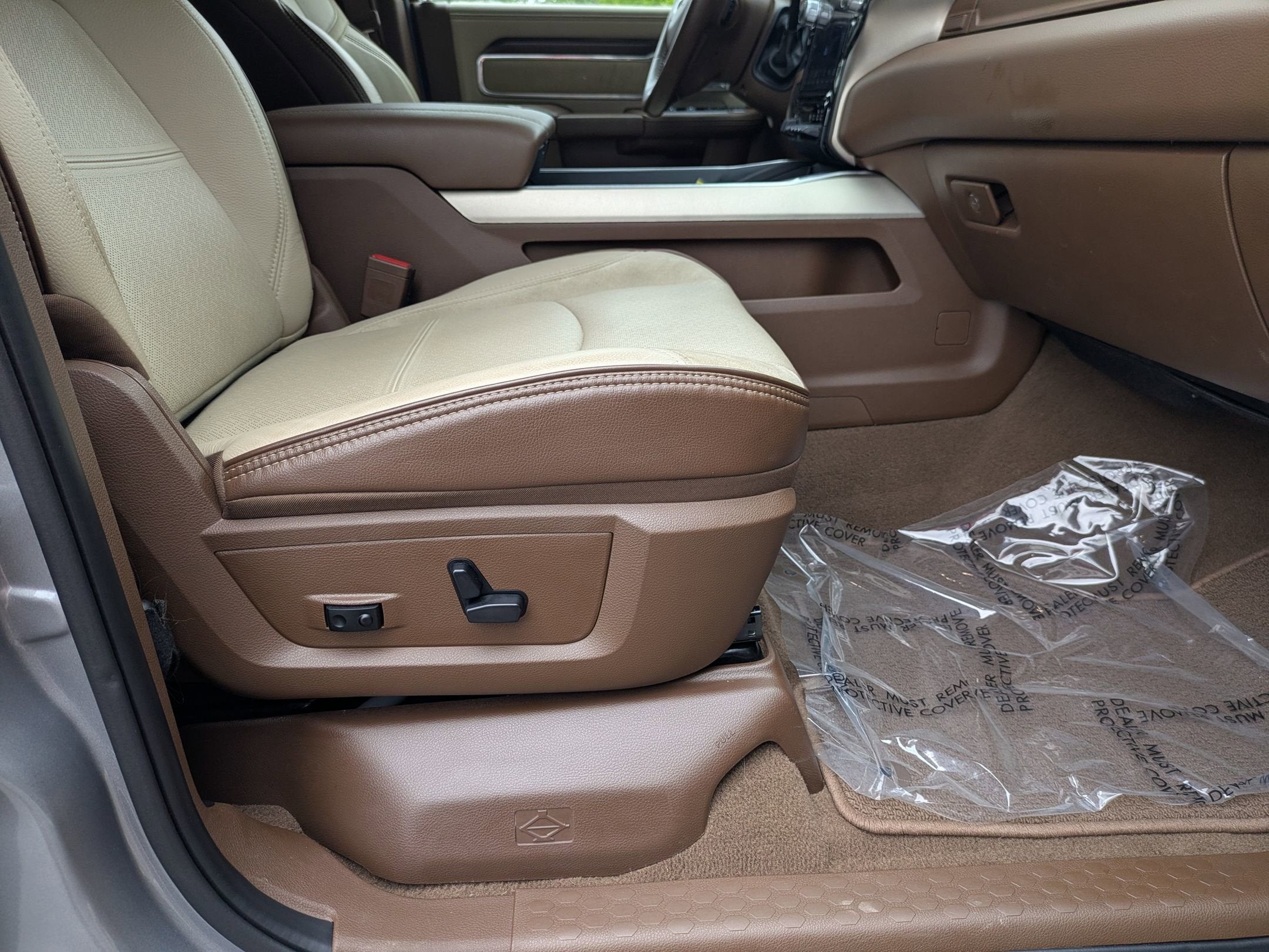 2023 RAM 2500 Laramie