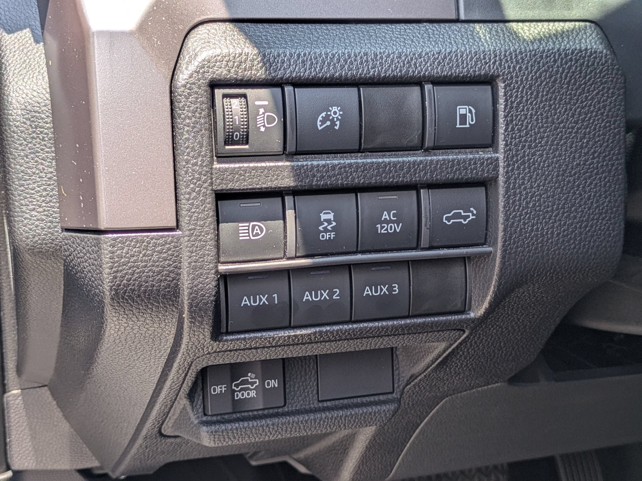 2025 Toyota Tacoma 4WD TRD Off Road Hybrid