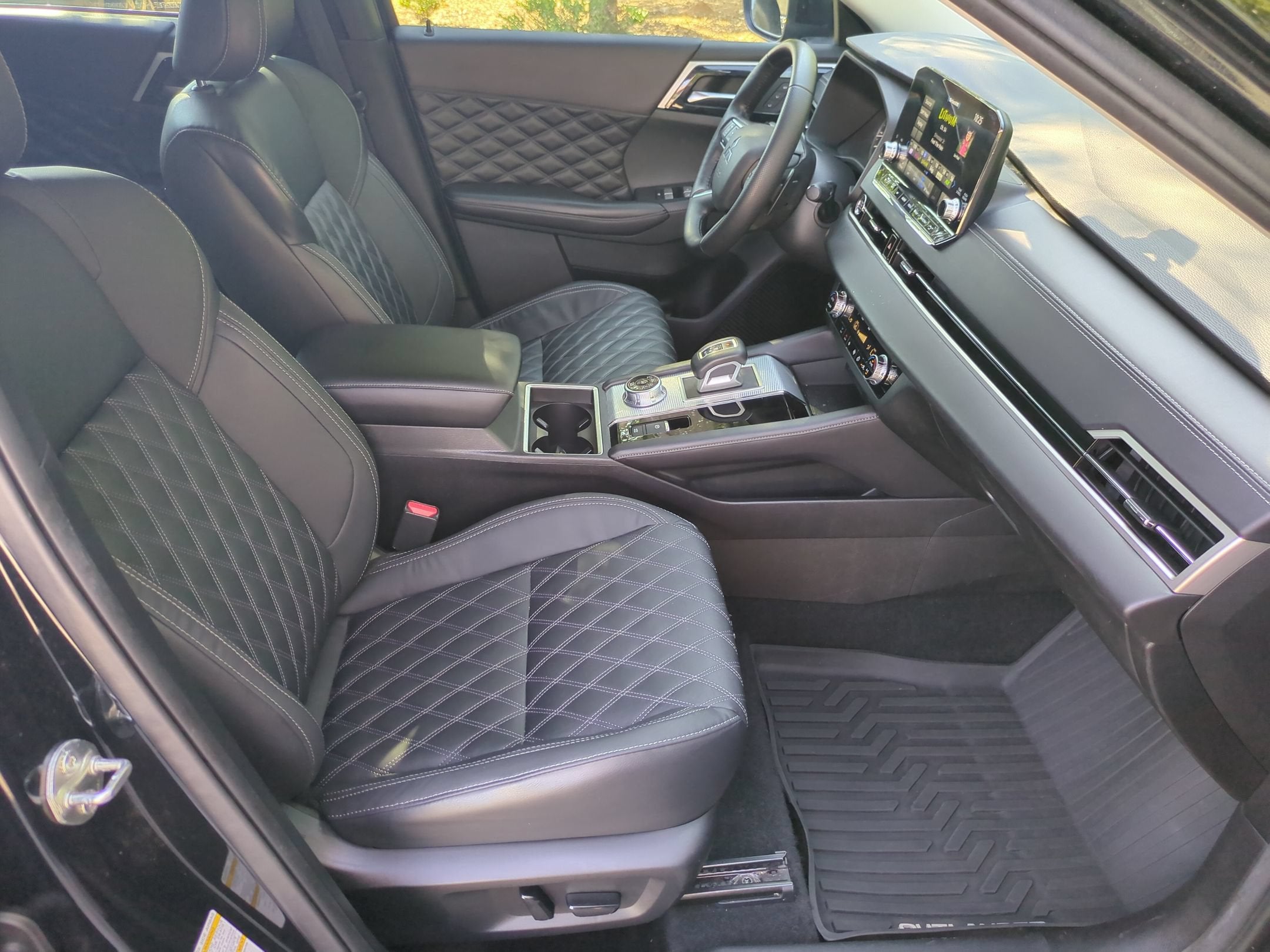 2022 Mitsubishi Outlander SEL