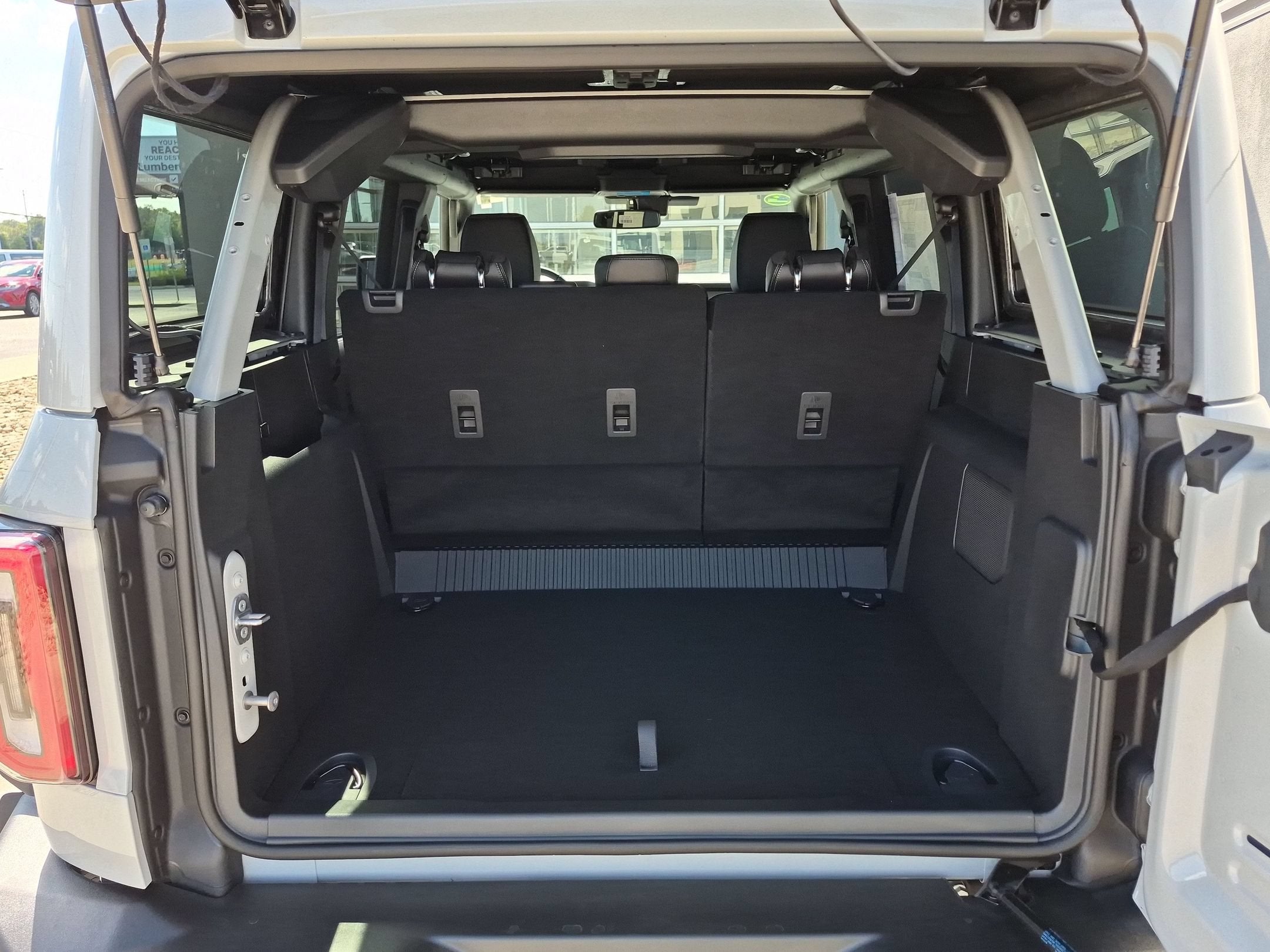 2026 Ford Bronco 4-Door Outer Banks - Photo 32