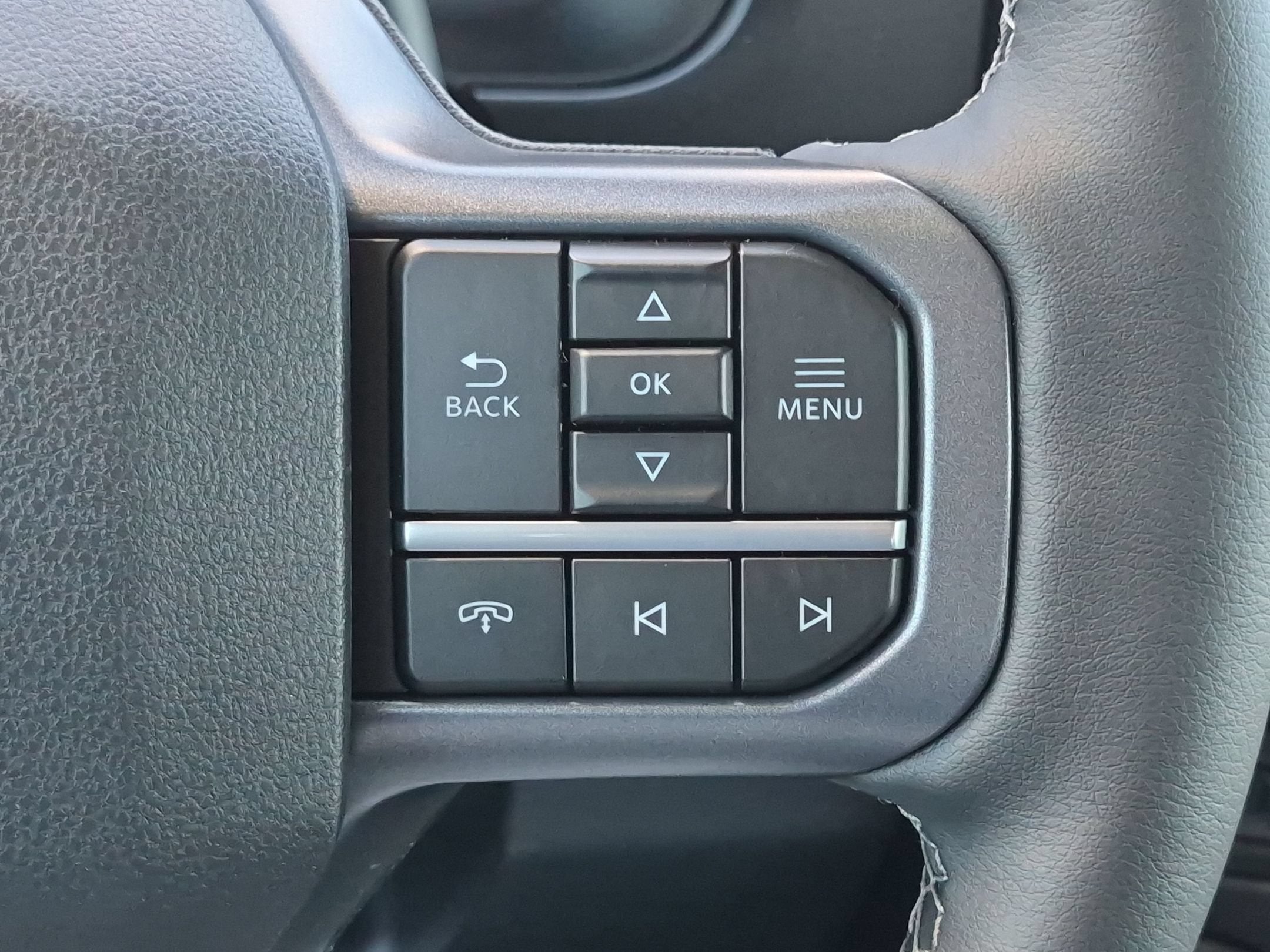 2027 Ford Super Duty F-250 SRW LARIAT