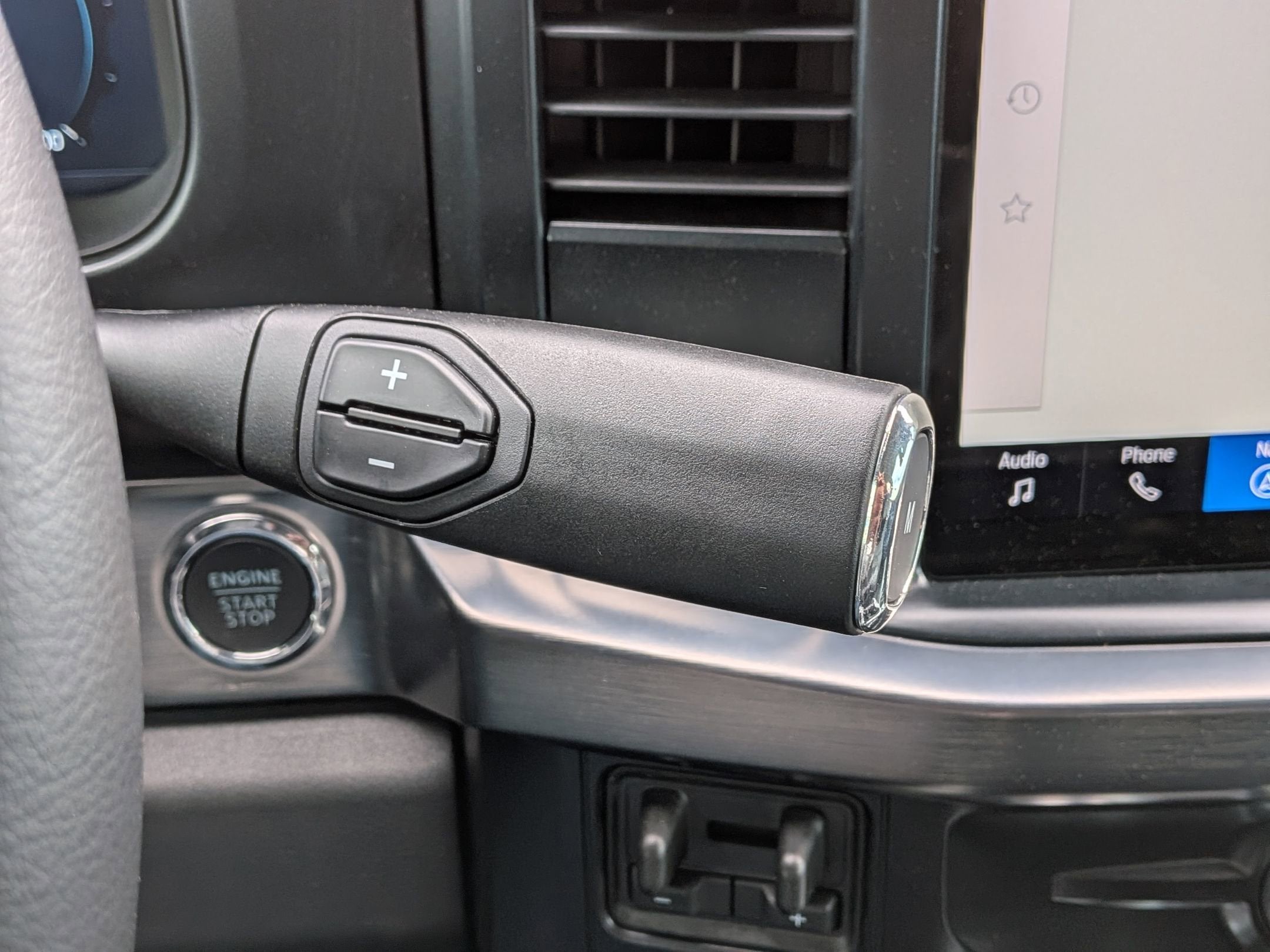 2025 Ford Super Duty F-250 SRW LARIAT