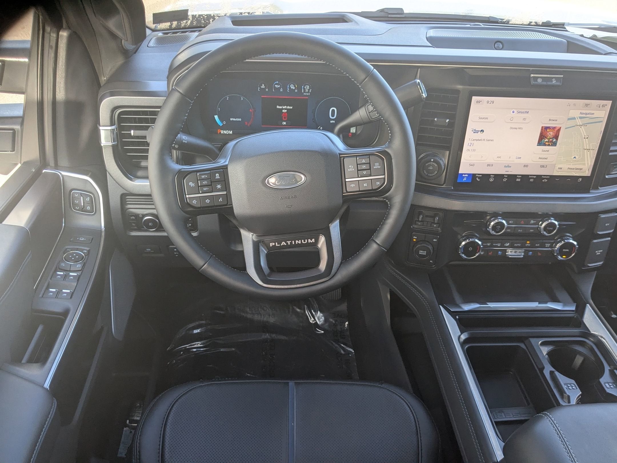 2026 Ford Super Duty F-350 DRW Platinum