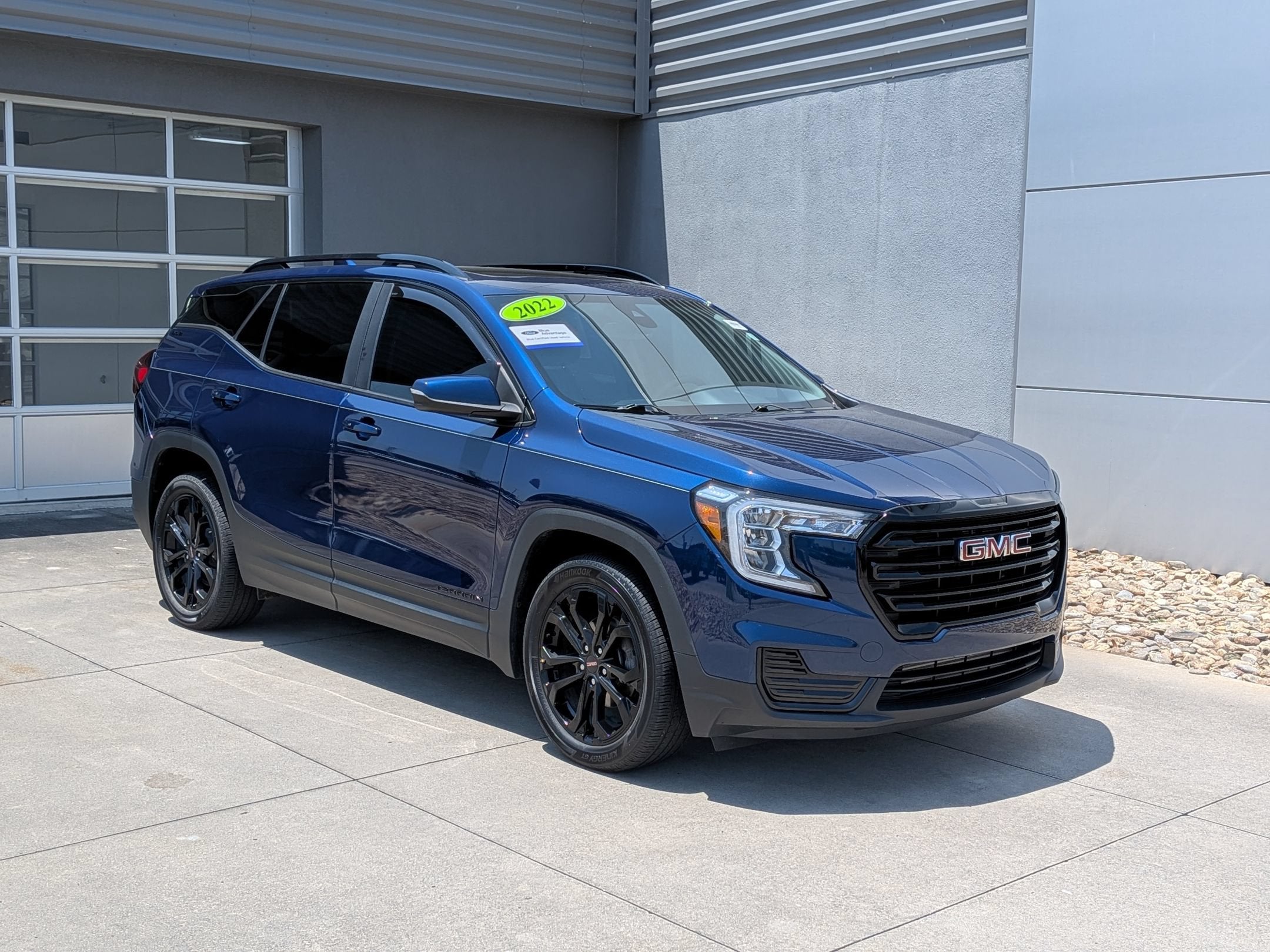 2022 GMC Terrain SLE