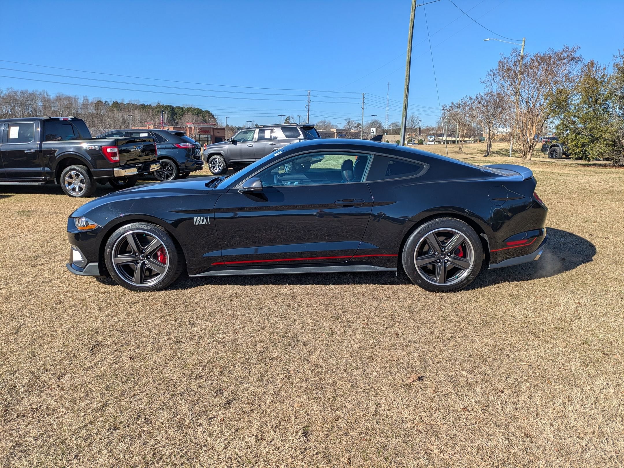 2022 Ford Mustang Mach 1
