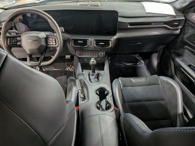 2025 Ford Mustang Dark Horse