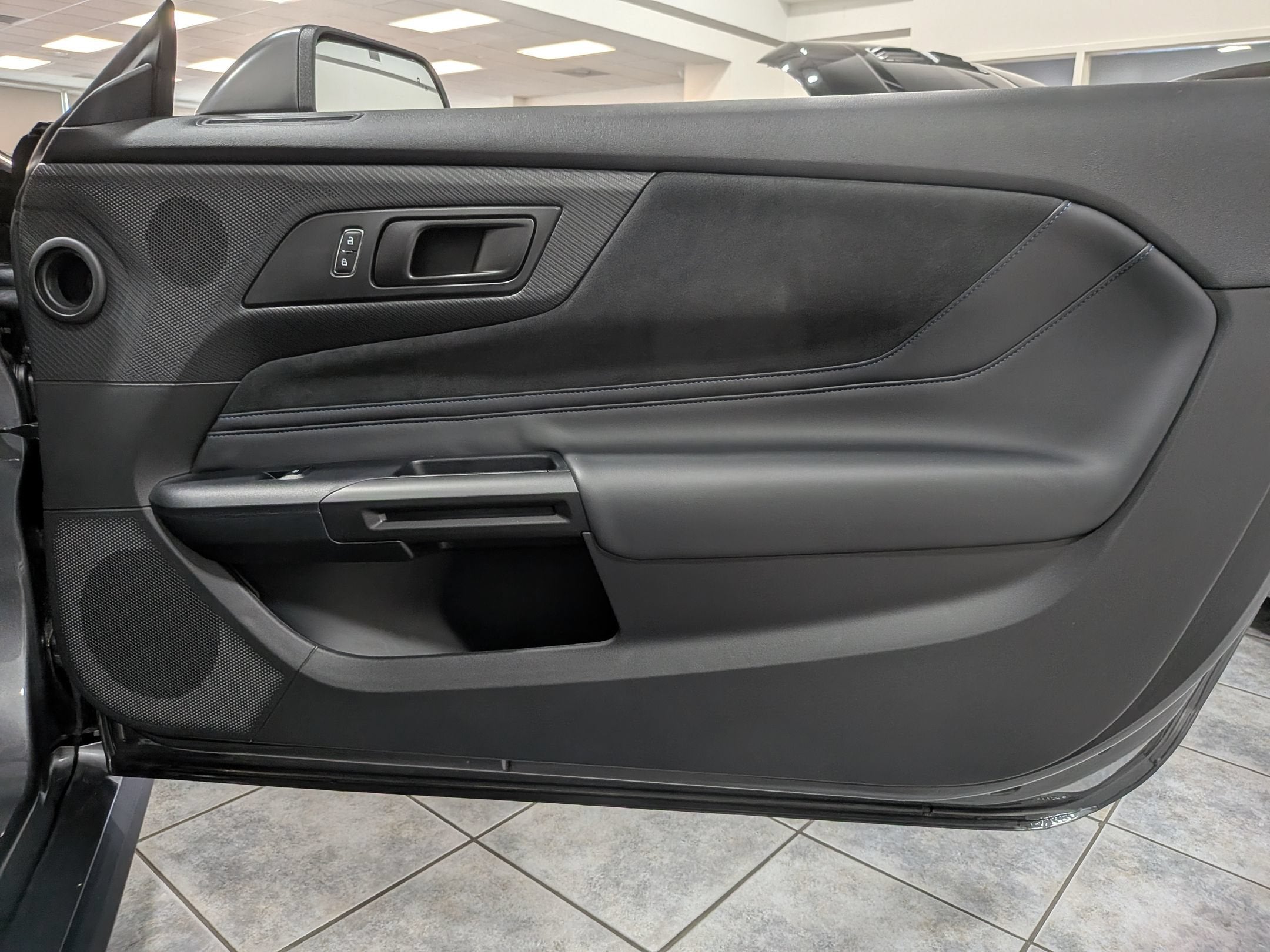2025 Ford Mustang Dark Horse