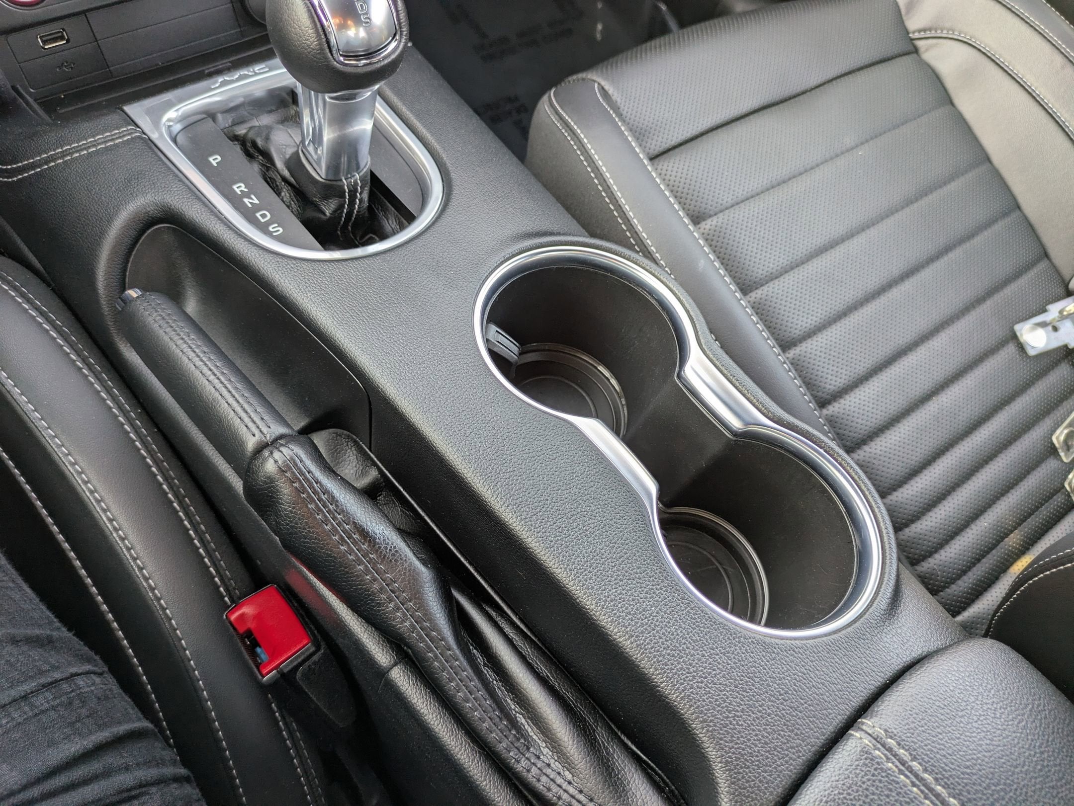 2022 Ford Mustang Mach 1