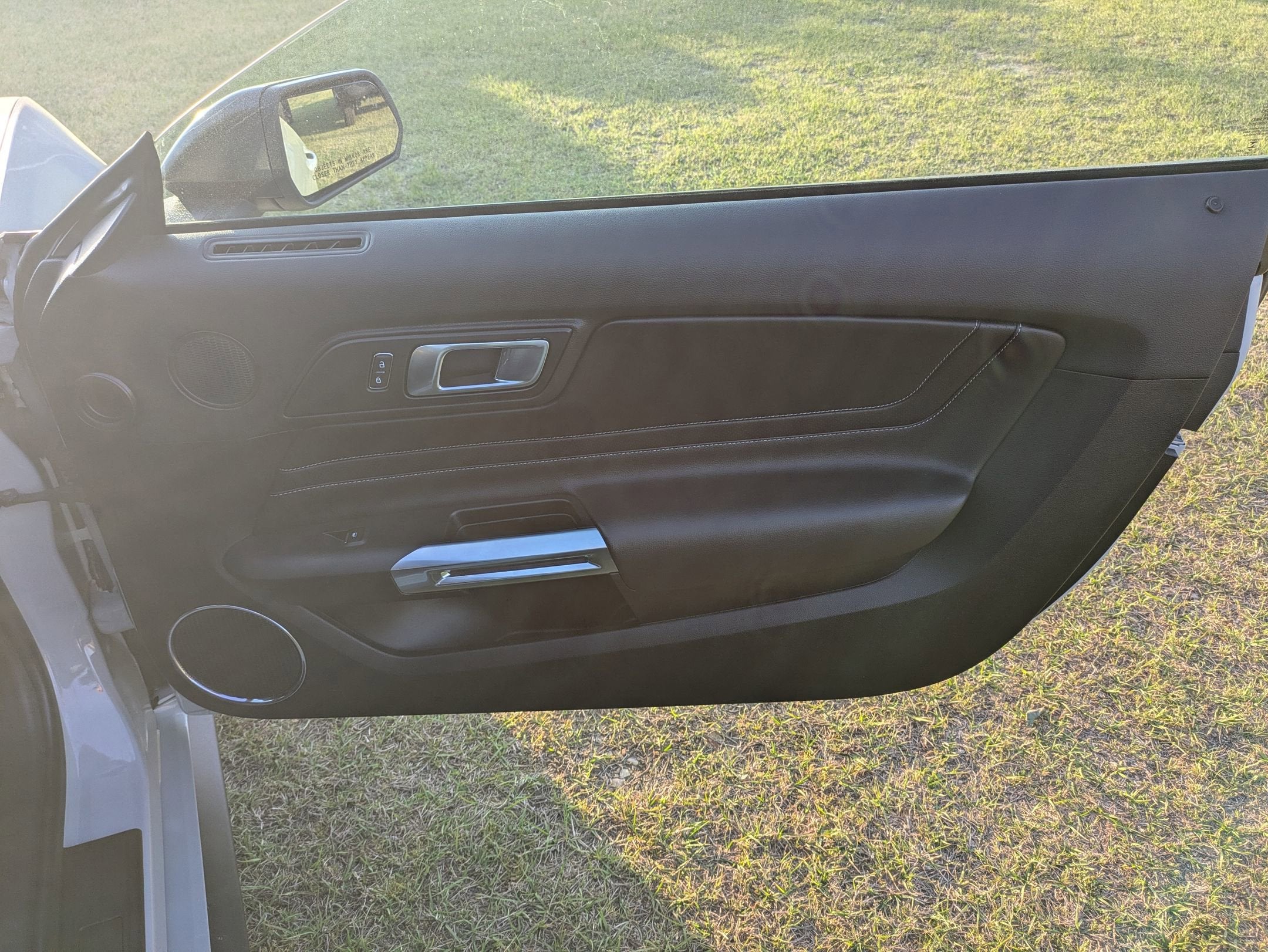 2022 Ford Mustang Mach 1