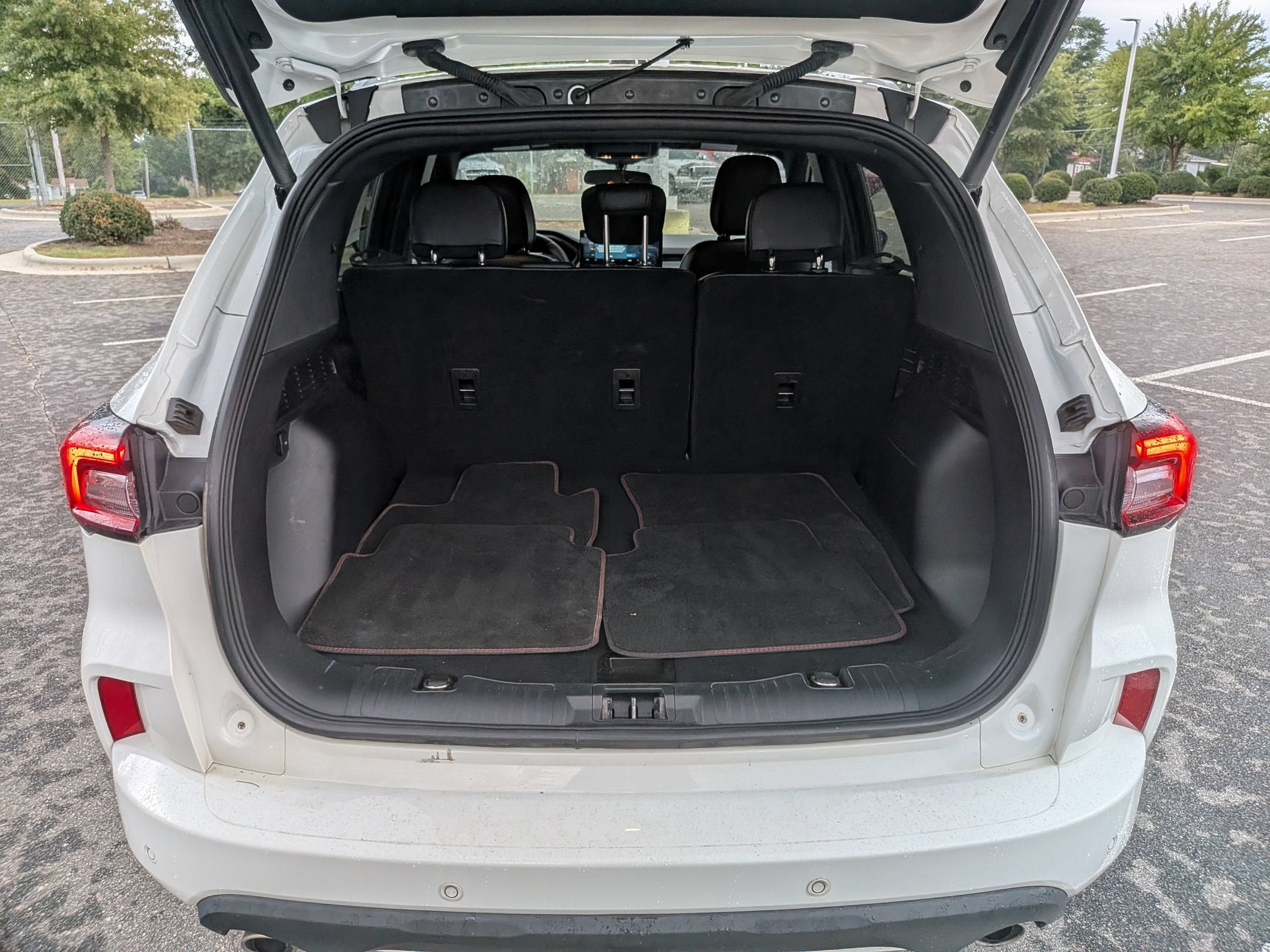 2023 Ford Escape ST-Line Select