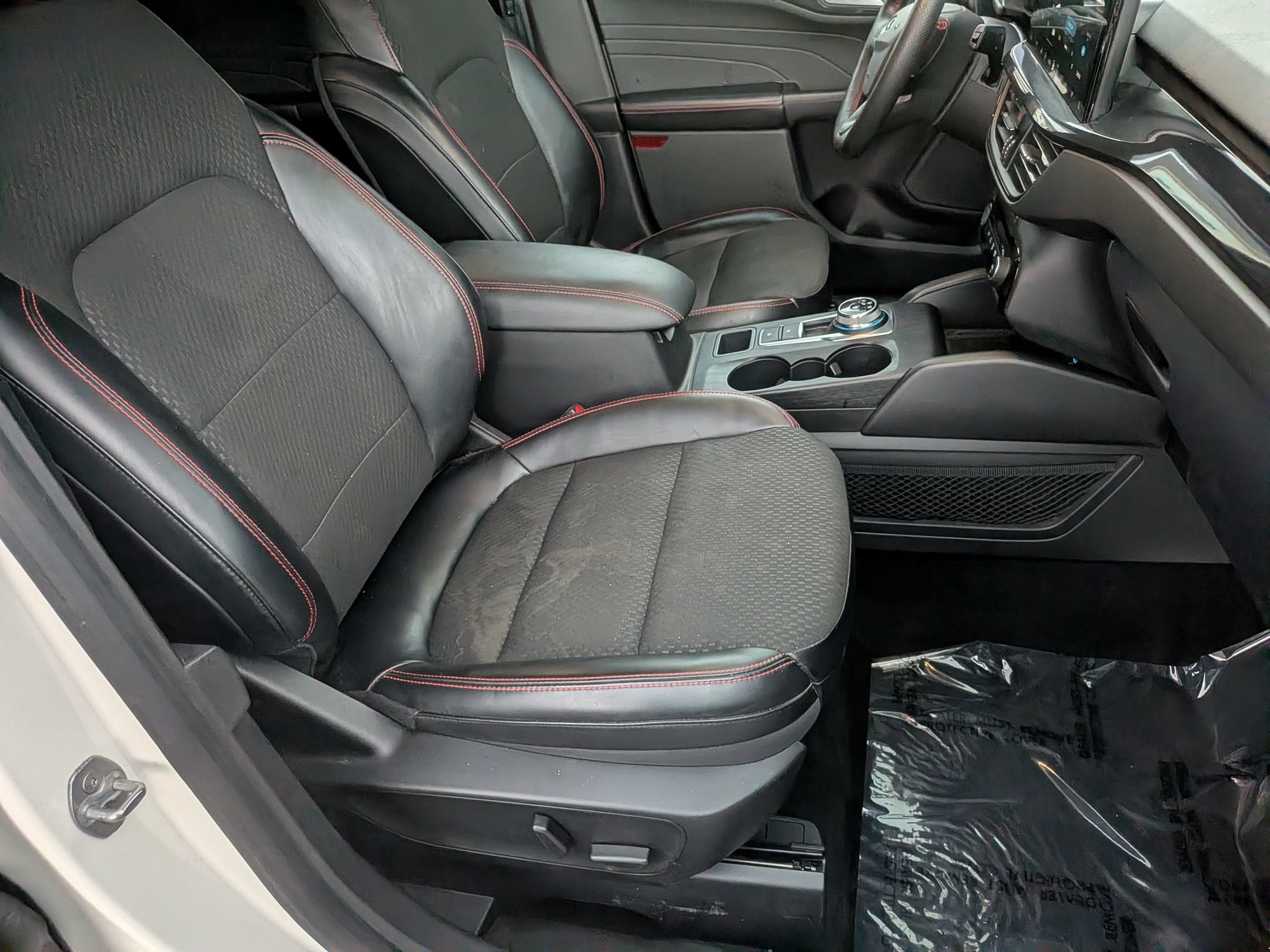 2023 Ford Escape ST-Line Select