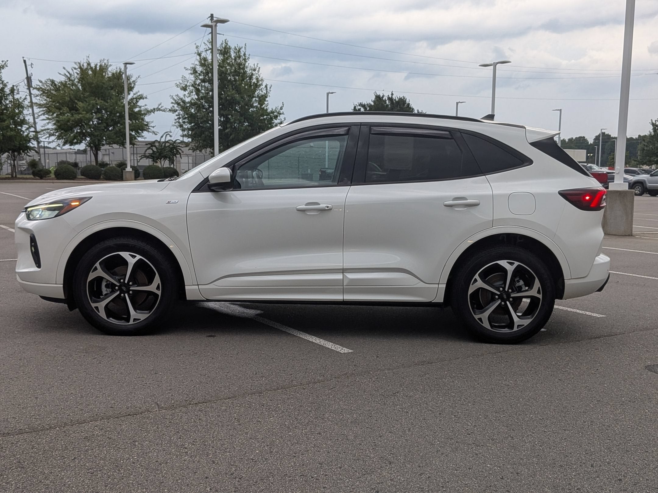 2023 Ford Escape ST-Line Select