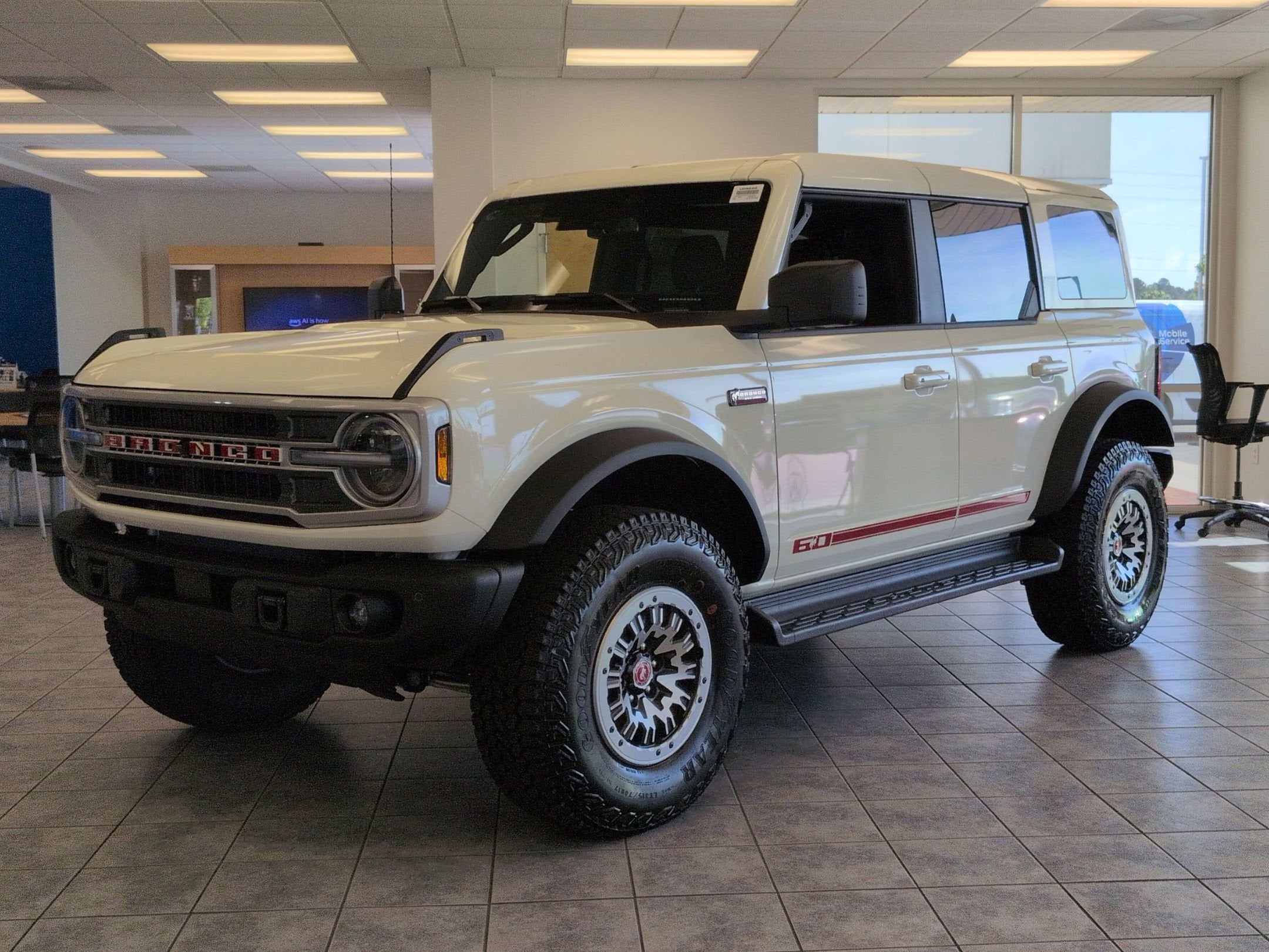 2026 Ford Bronco Outer Banks