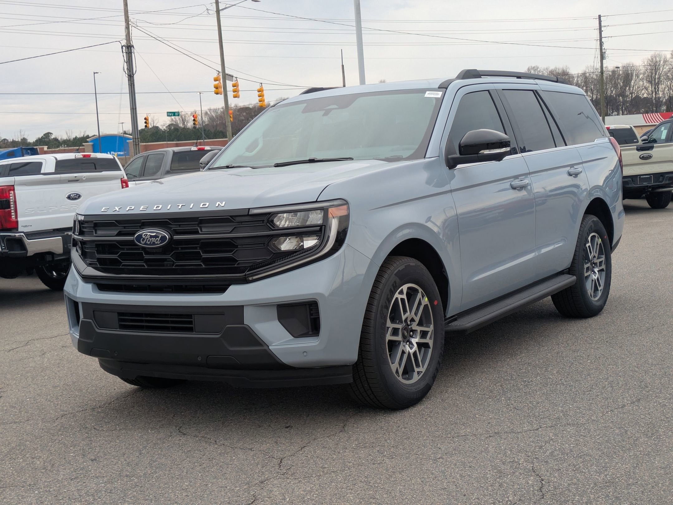 2026 Ford Expedition Active