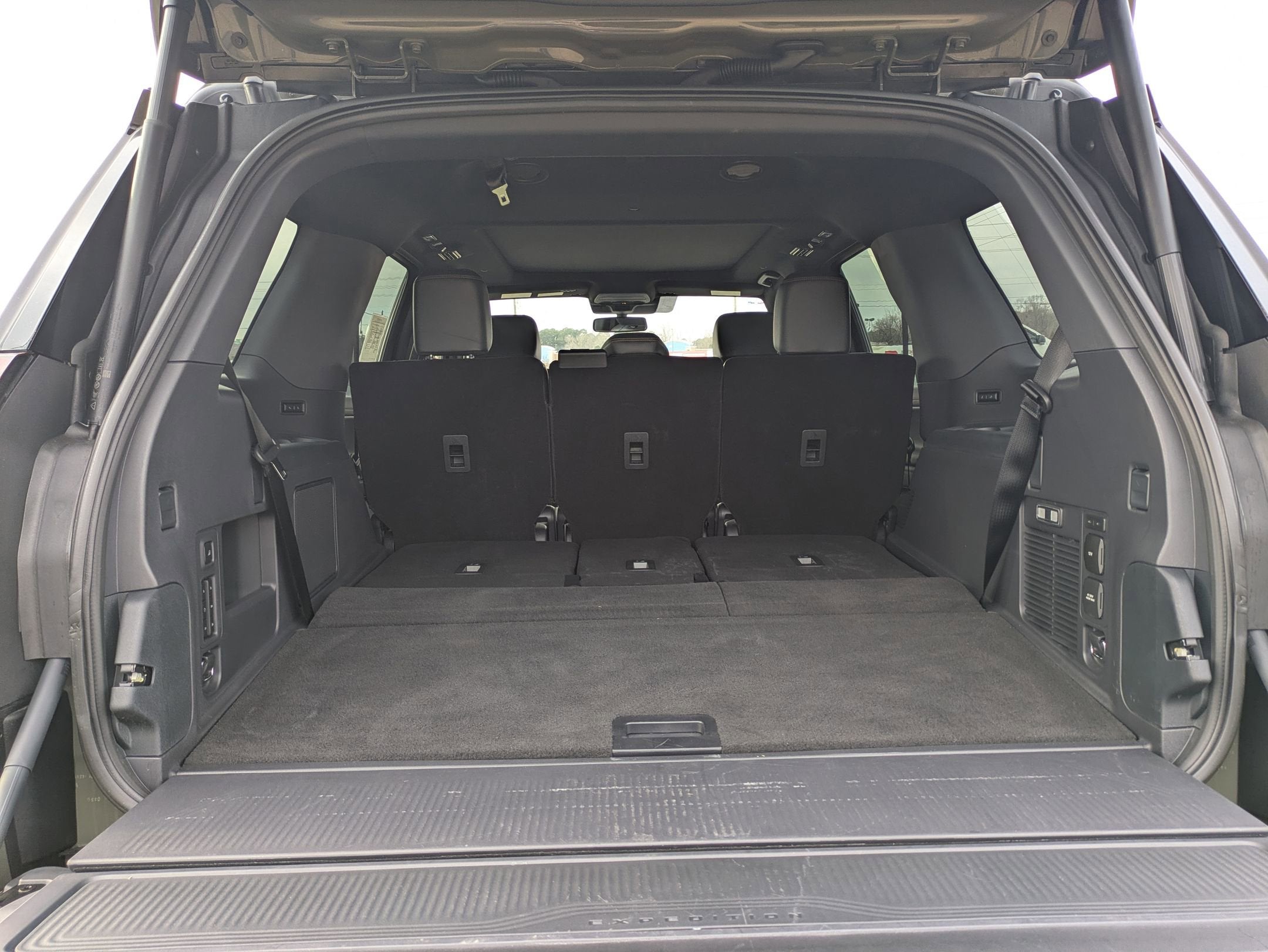 2025 Ford Expedition Tremor