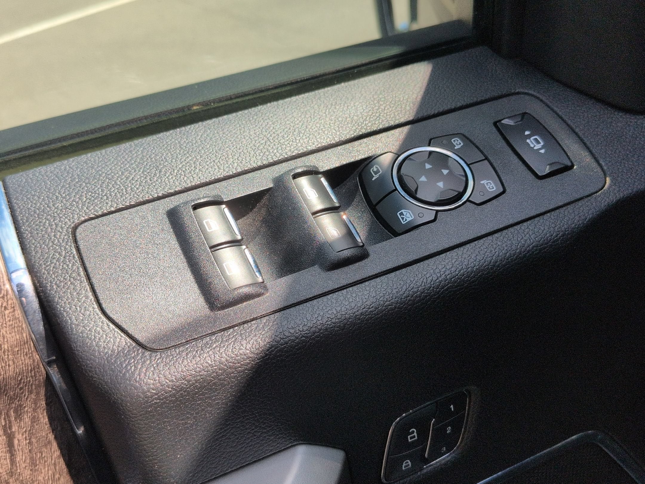 2017 Ford Super Duty F-250 SRW Lariat