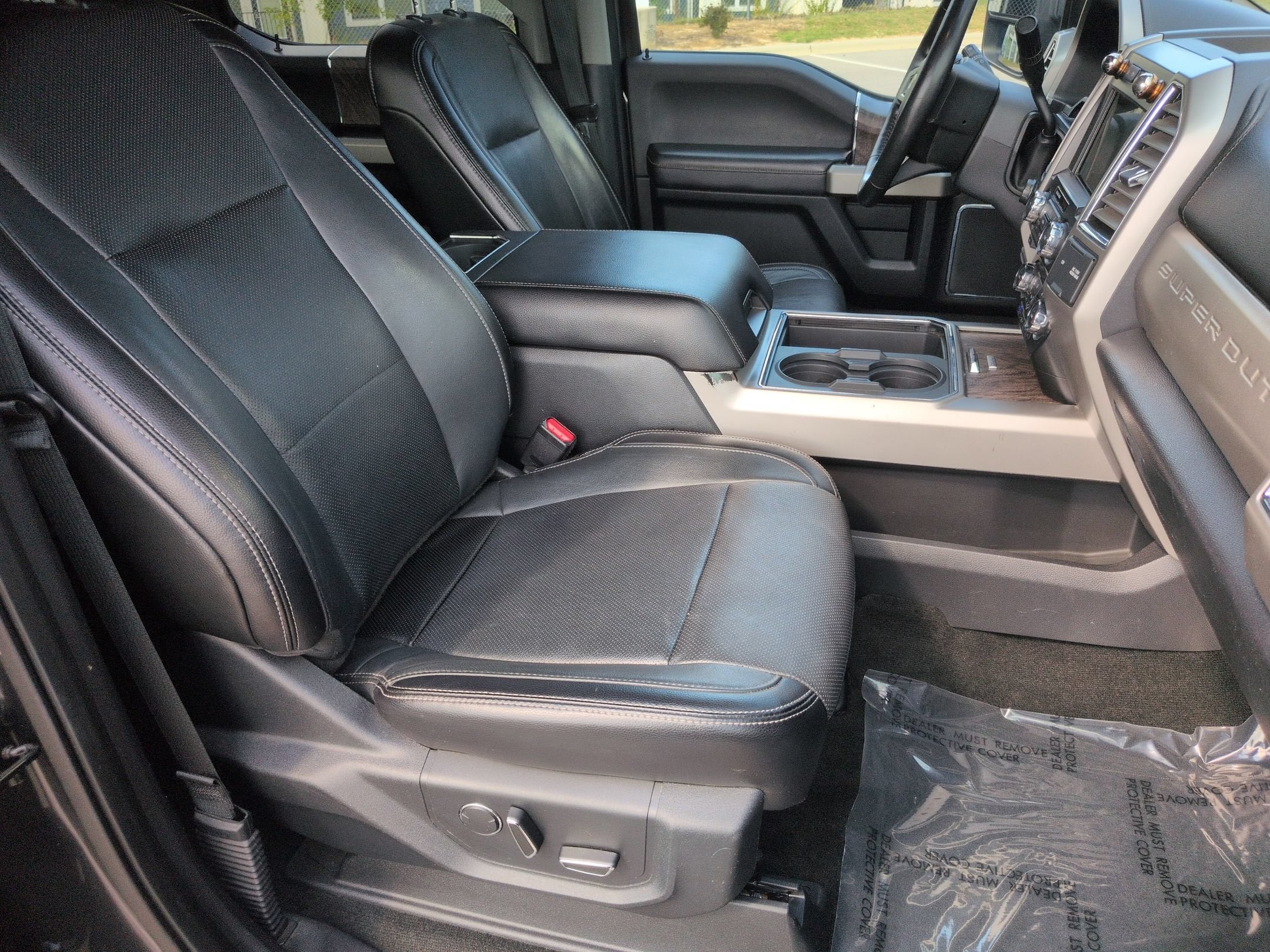 2017 Ford Super Duty F-250 SRW Lariat
