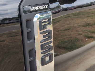 2023 Ford Super Duty F-350 DRW LARIAT