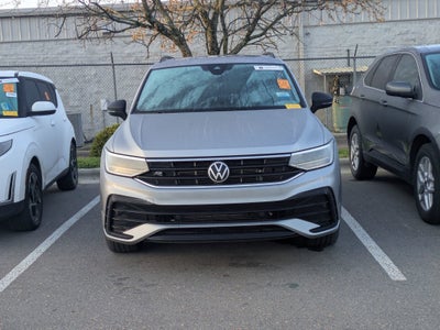 2023 Volkswagen Tiguan SE R-Line Black