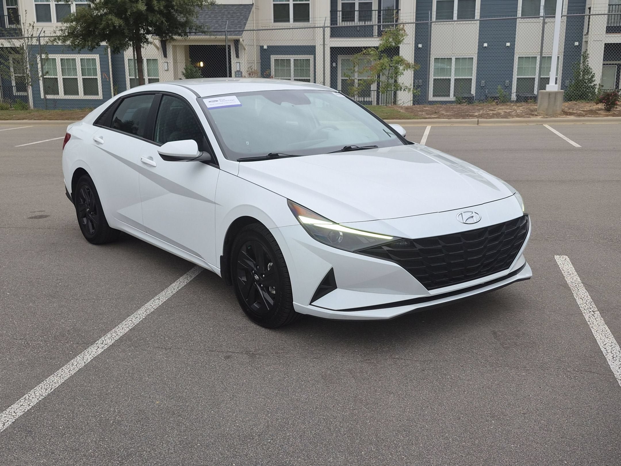 2022 Hyundai Elantra SEL