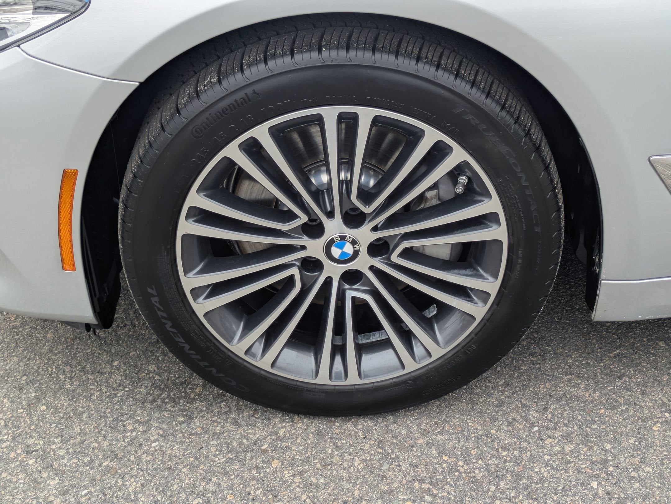 2019 BMW 5 Series 530i