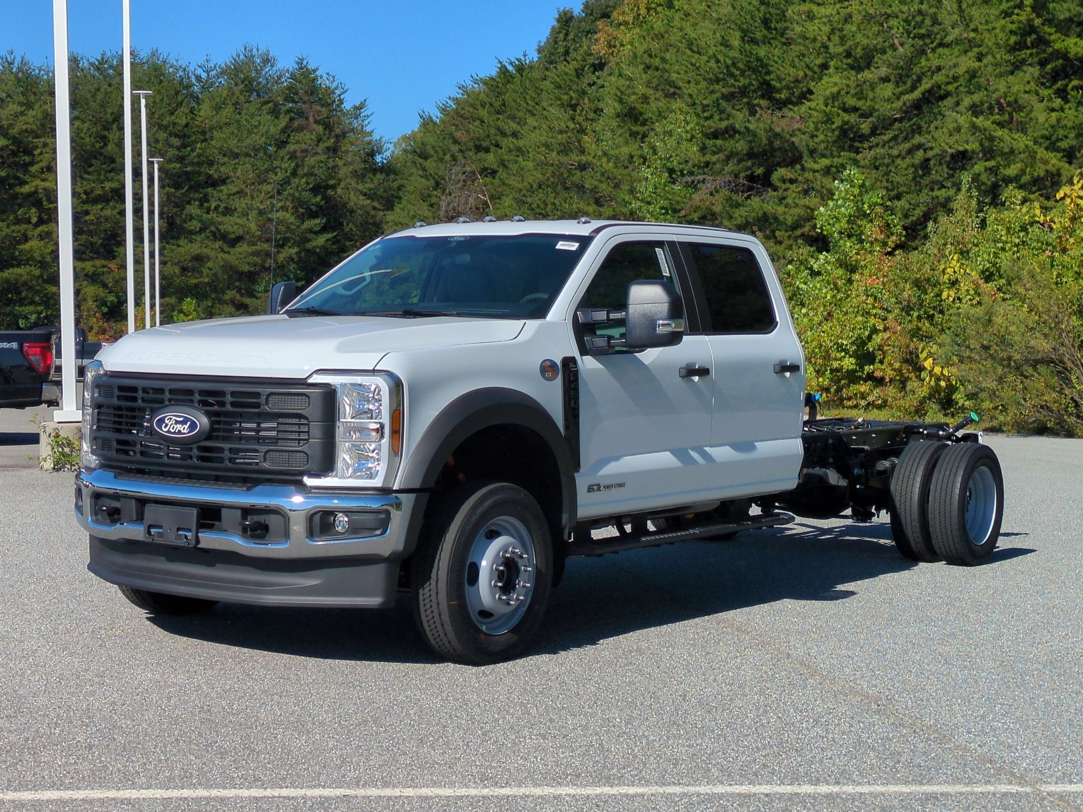 2027 Ford Super Duty F-450 DRW XL